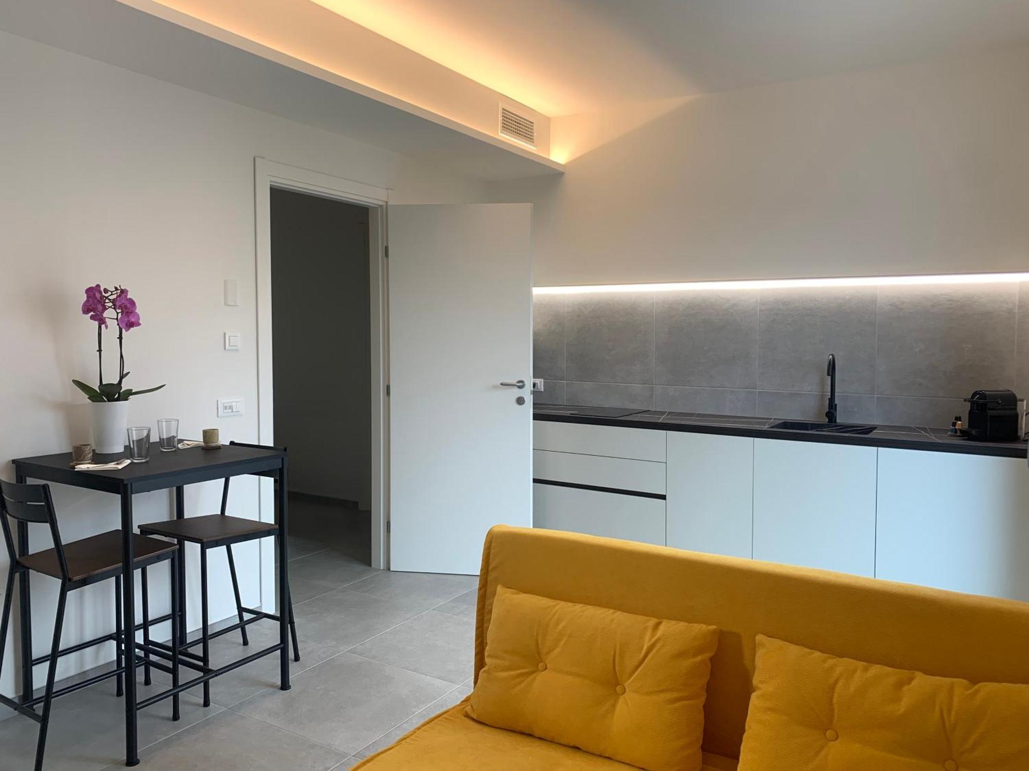 Green Home - Cernobbio Apt Como Luaran gambar