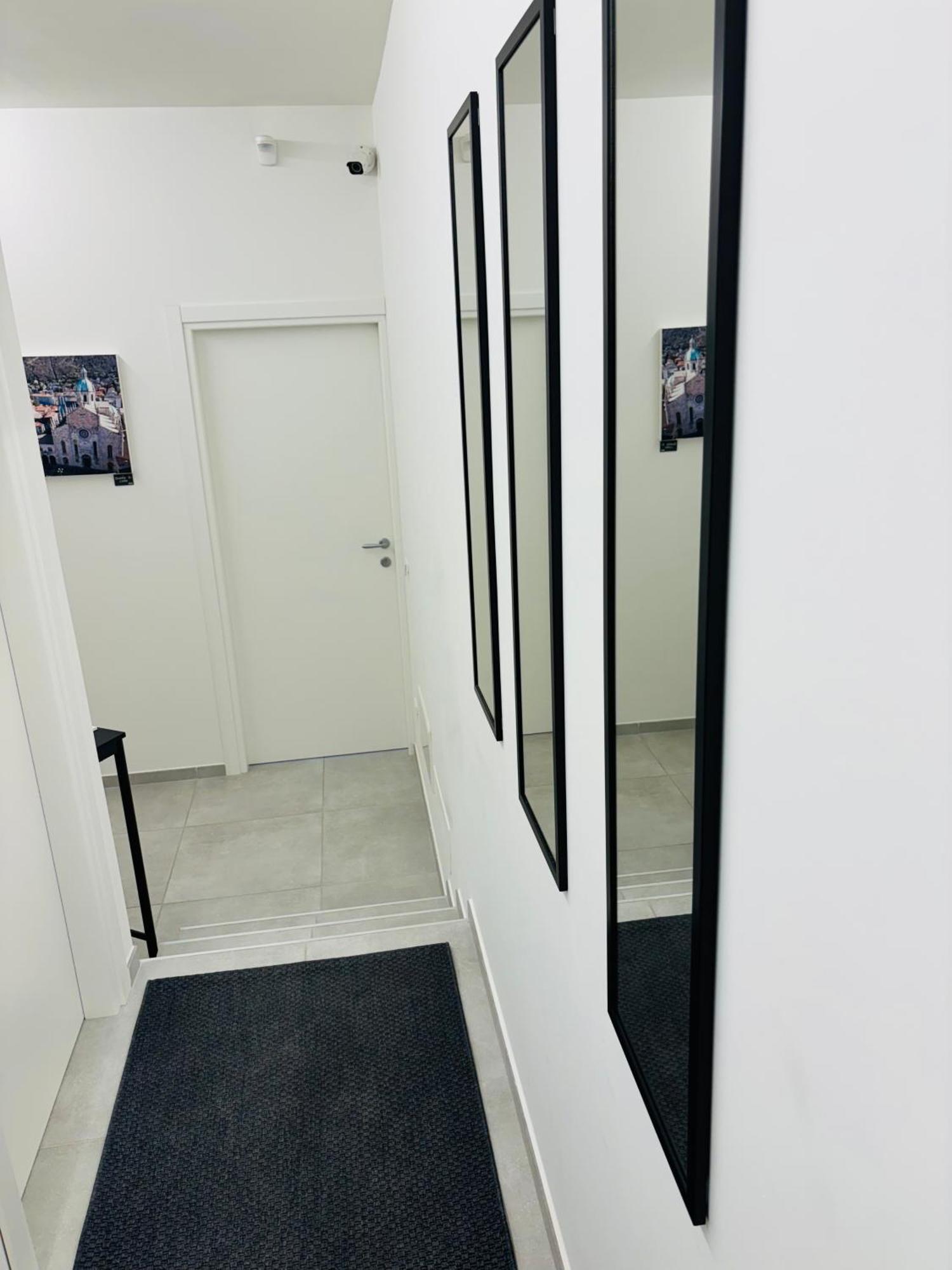Green Home - Cernobbio Apt Como Luaran gambar