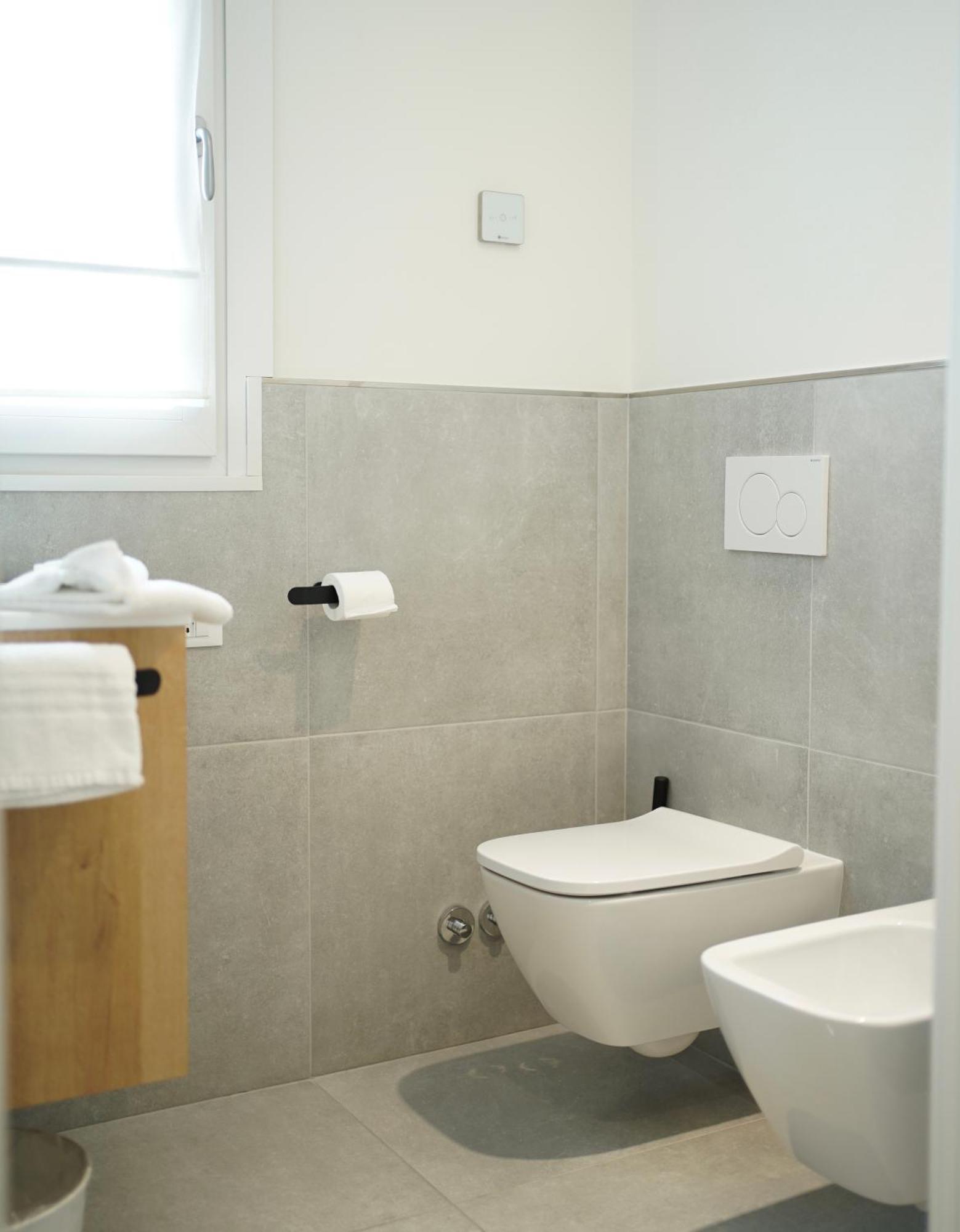 Green Home - Cernobbio Apt Como Luaran gambar